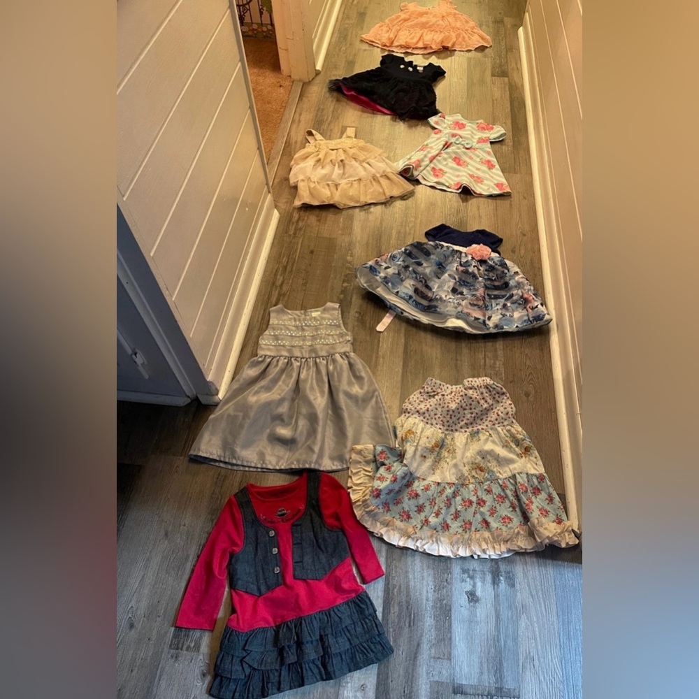 Bundle of girls 2 t dresses 8 in all